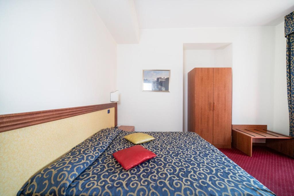 Hotel Italia & Lombardi Montefiascone Exterior photo