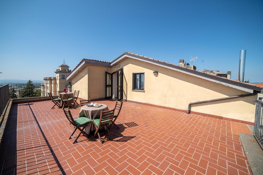 Hotel Italia & Lombardi Montefiascone Exterior photo